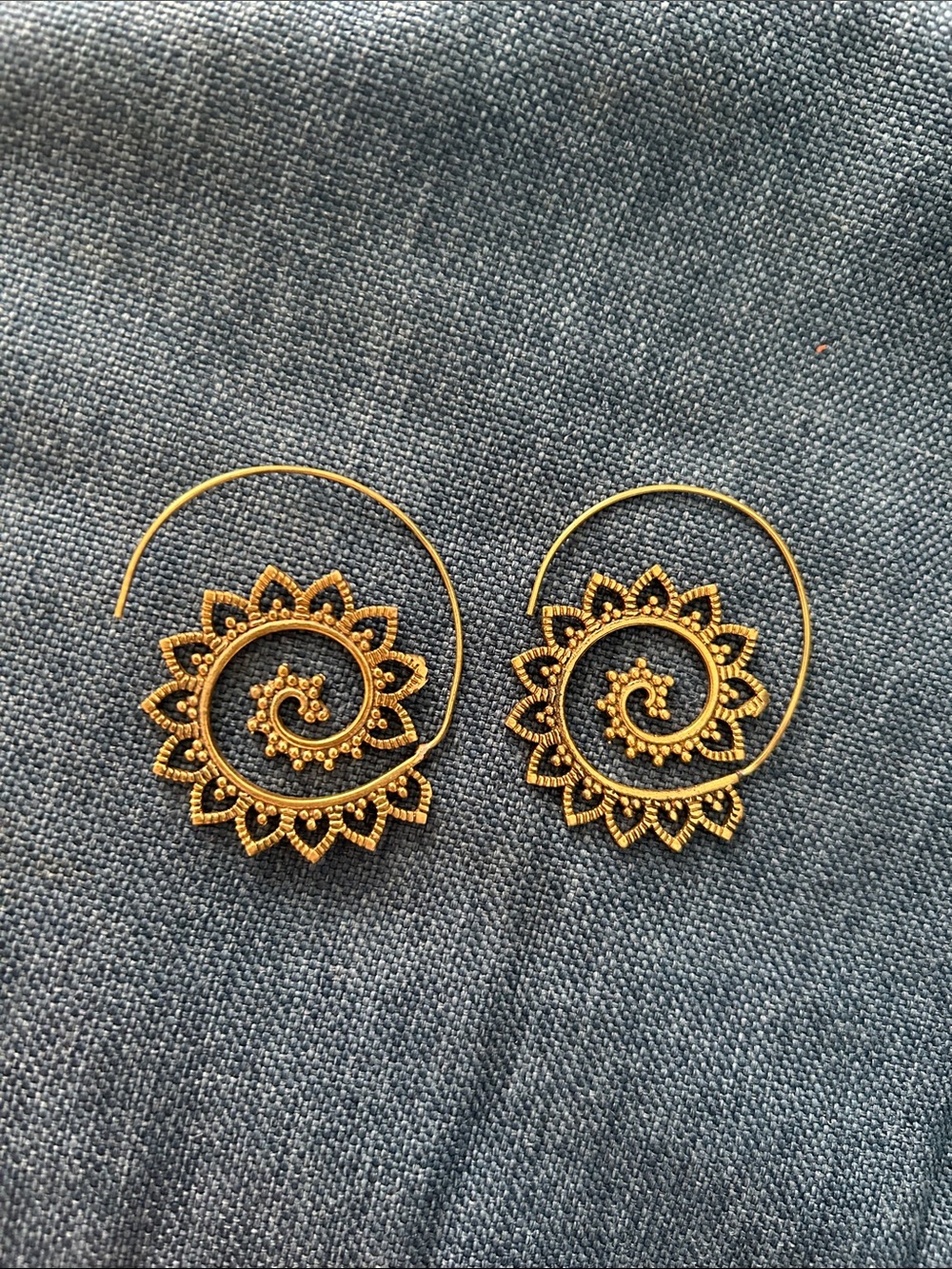 Gold Floral Spiral Hoop Earrings - Women Jewelry